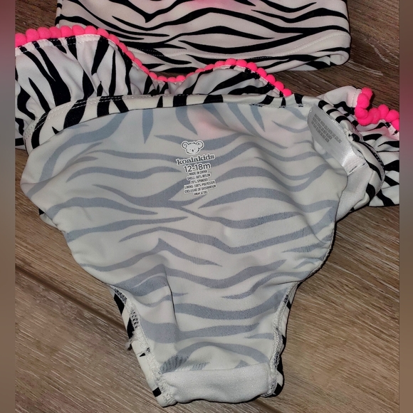 Baby's Koala Kids 2 pc. black/white/pink zebra print ruffled swimsuit 12-18 mos. - Picture 6 of 6